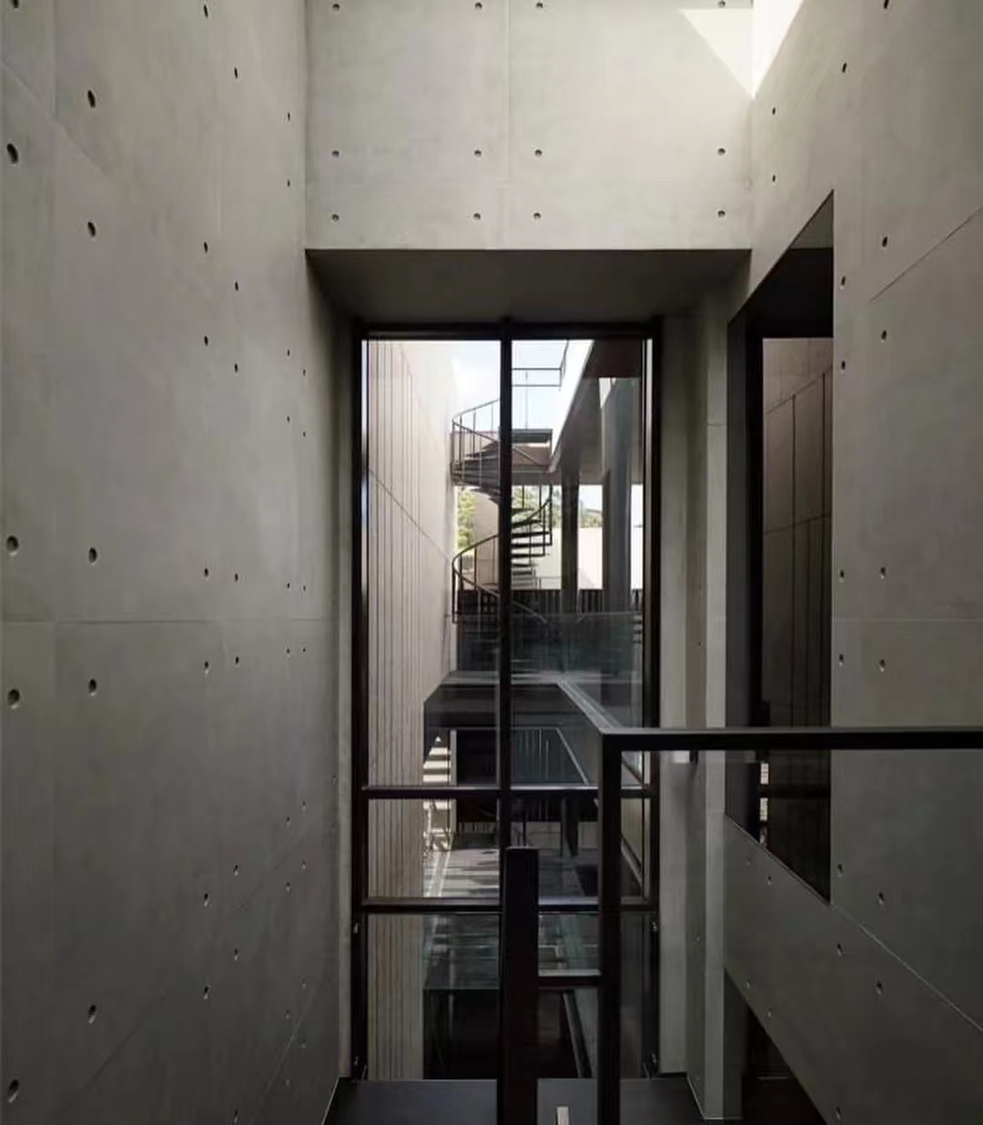 這種清水混凝土建筑，你愛了嗎？