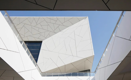 UHPC掛板讓建筑充滿無限可能